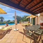 Вилла Seaview With Private Pool Lagos, Algarve Лагуш